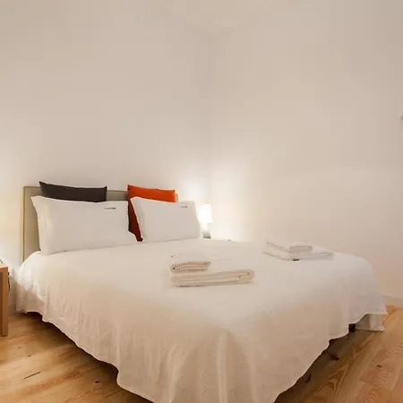 Flh Baixa Spacious Apartman *